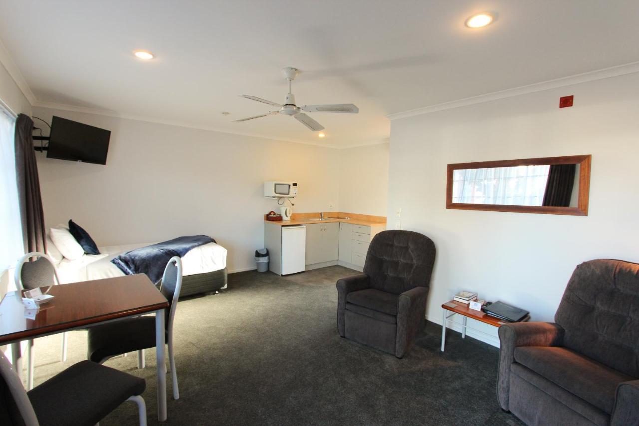 Bk'S Magnolia Motor Lodge Whanganui Dış mekan fotoğraf