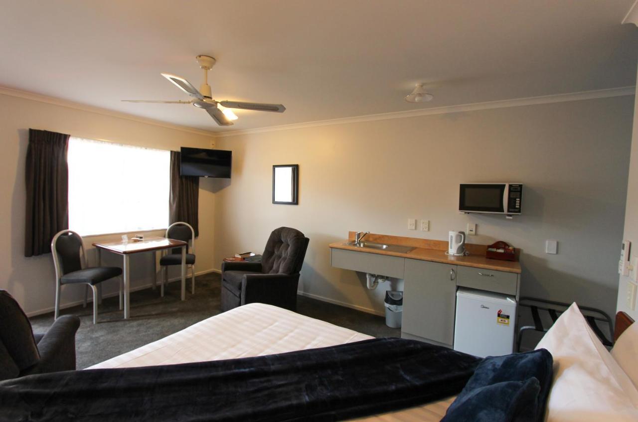 Bk'S Magnolia Motor Lodge Whanganui Dış mekan fotoğraf