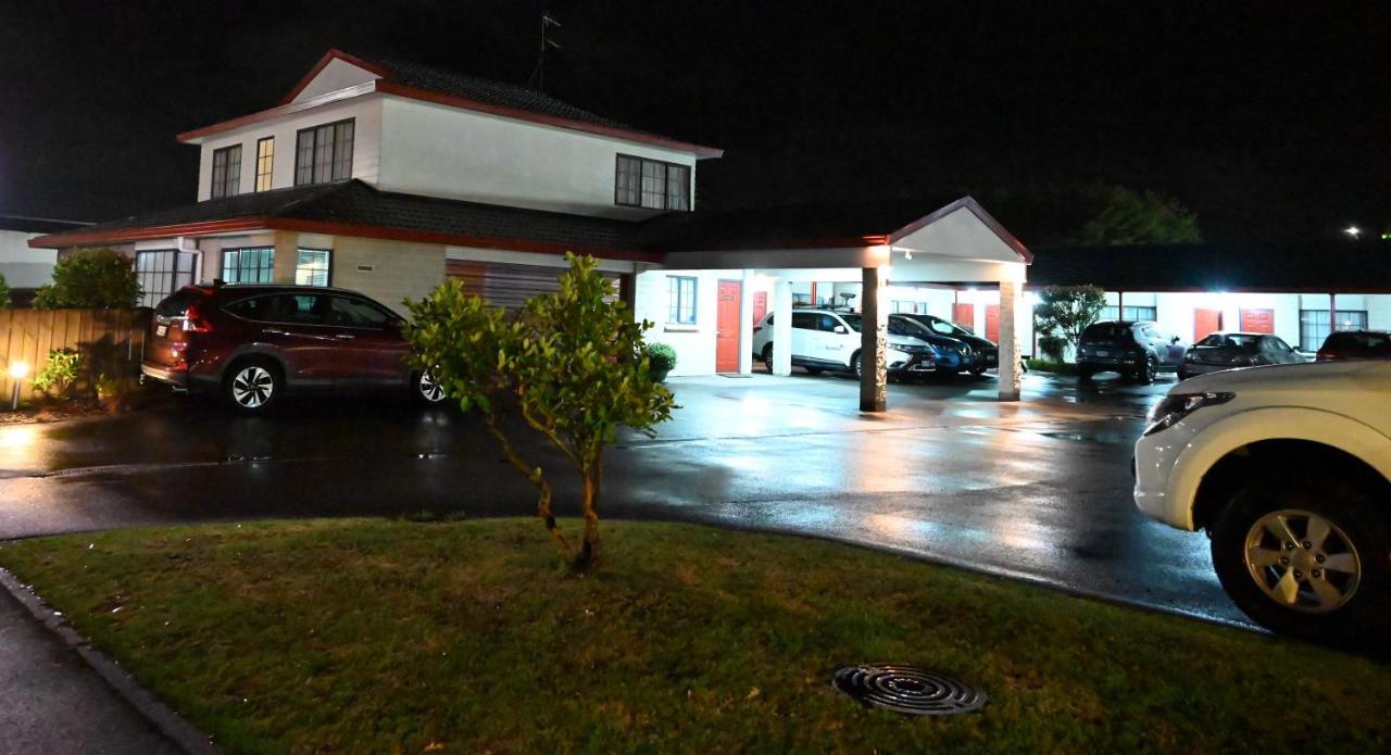 Bk'S Magnolia Motor Lodge Whanganui Dış mekan fotoğraf