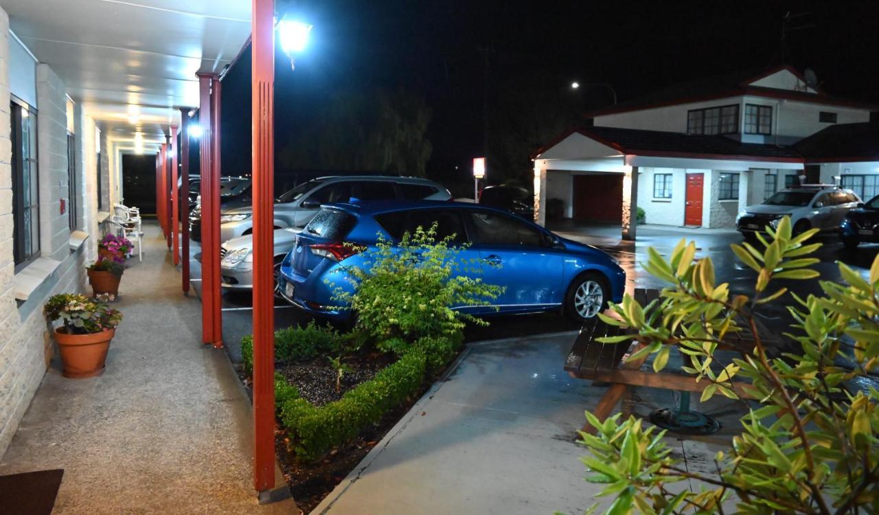 Bk'S Magnolia Motor Lodge Whanganui Dış mekan fotoğraf